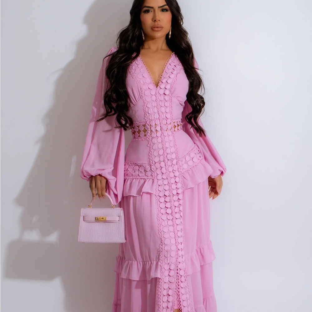 Elegant Pink Maxi Dress